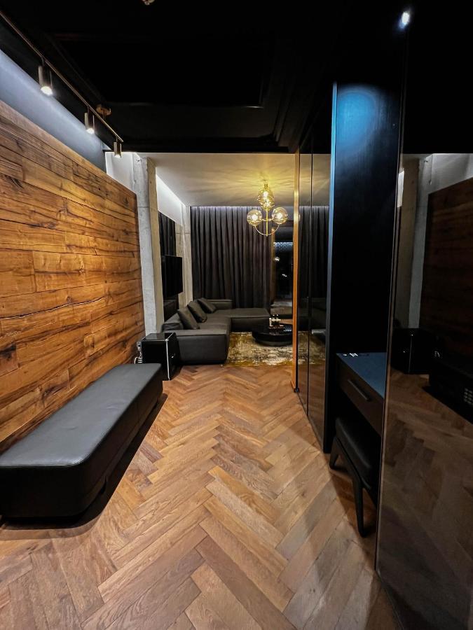 Mandarin Club House Hotell Batumi Eksteriør bilde