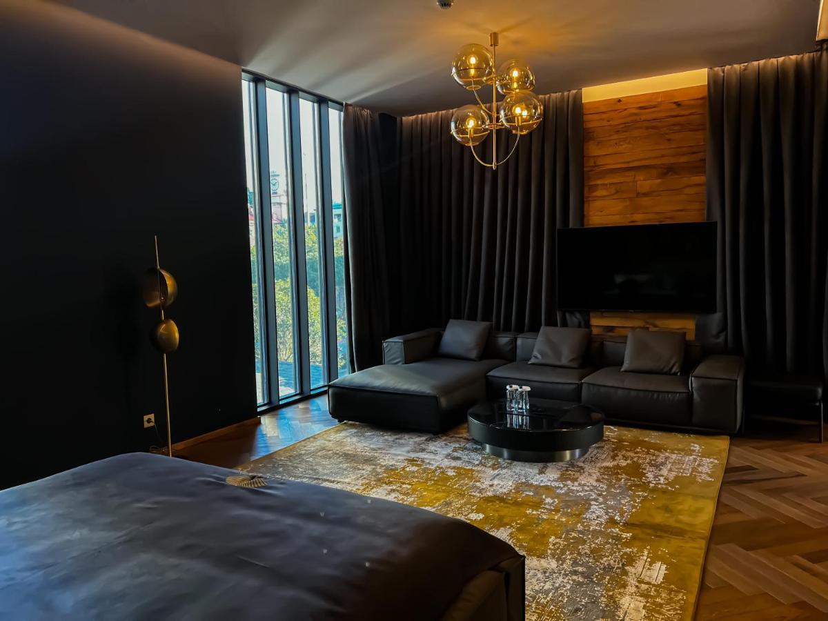 Mandarin Club House Hotell Batumi Eksteriør bilde