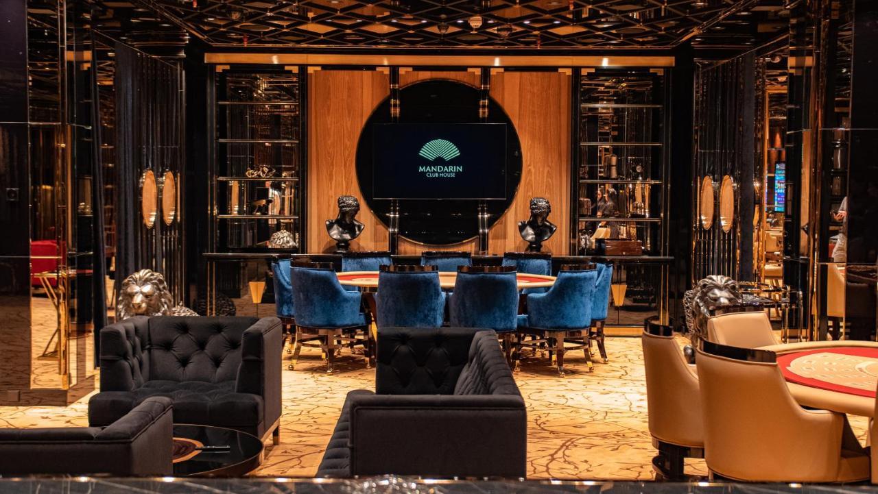 Mandarin Club House Hotell Batumi Eksteriør bilde
