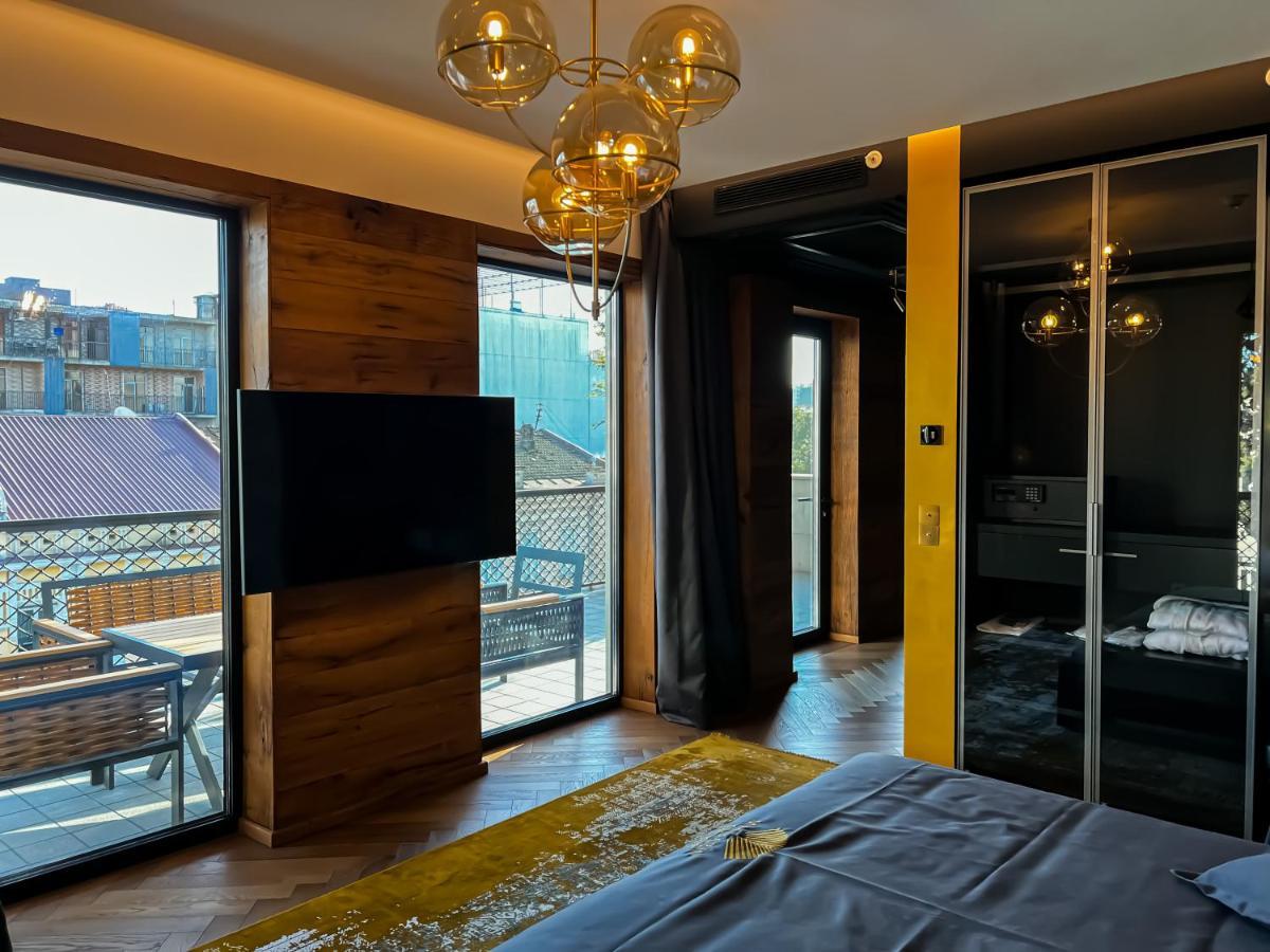 Mandarin Club House Hotell Batumi Eksteriør bilde