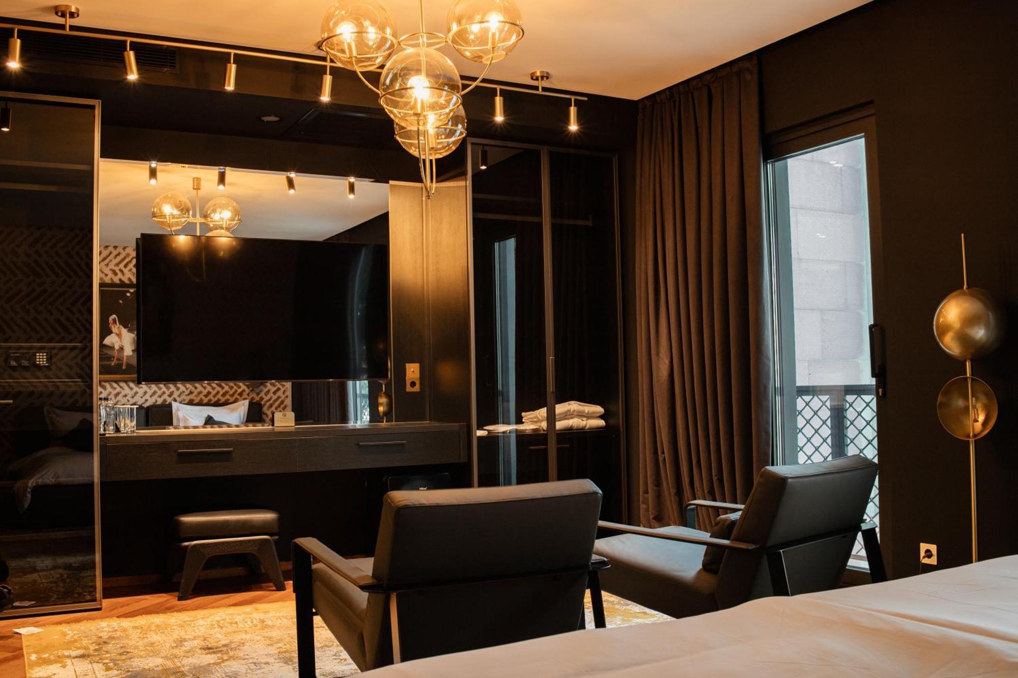 Mandarin Club House Hotell Batumi Eksteriør bilde