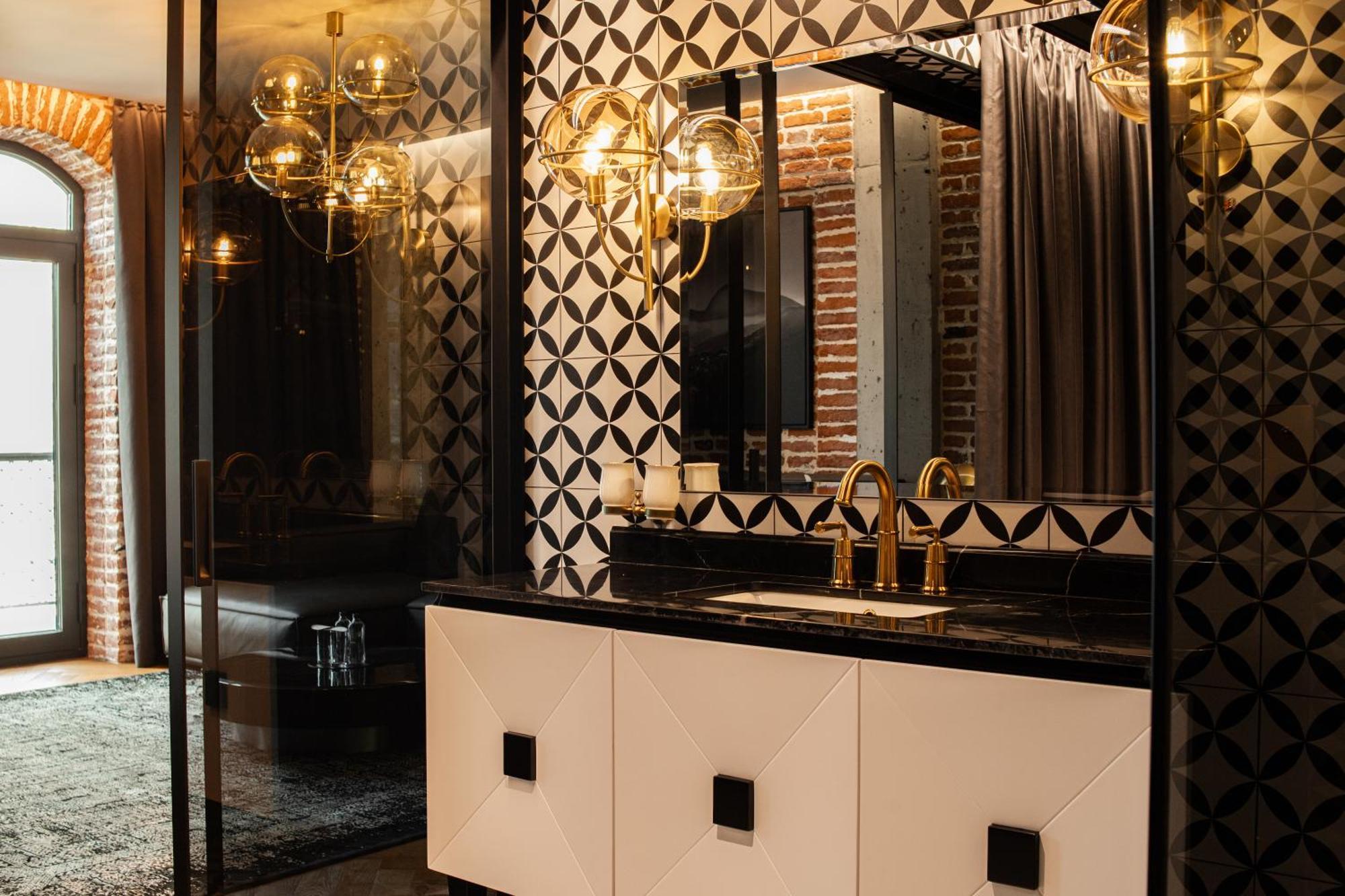 Mandarin Club House Hotell Batumi Eksteriør bilde